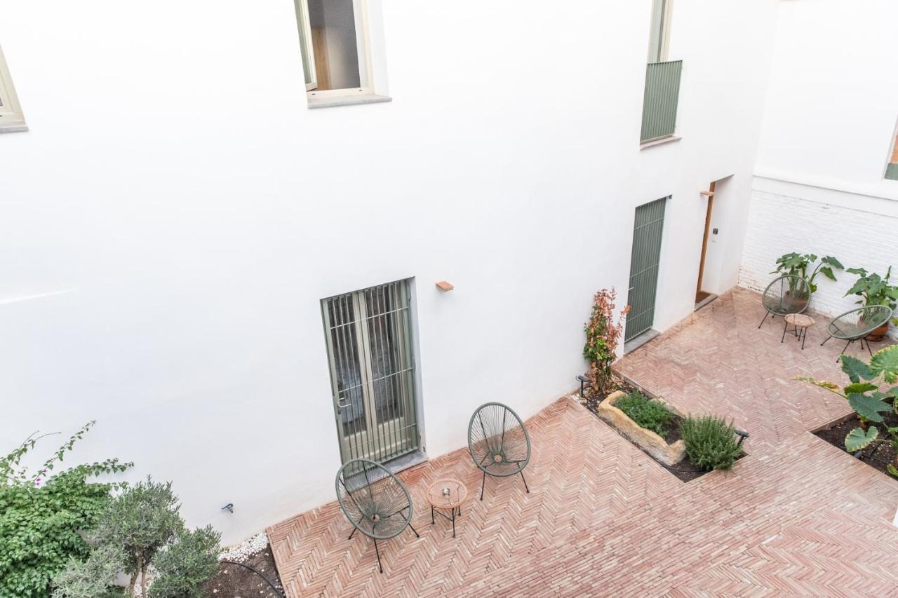 Patio Del Lino *